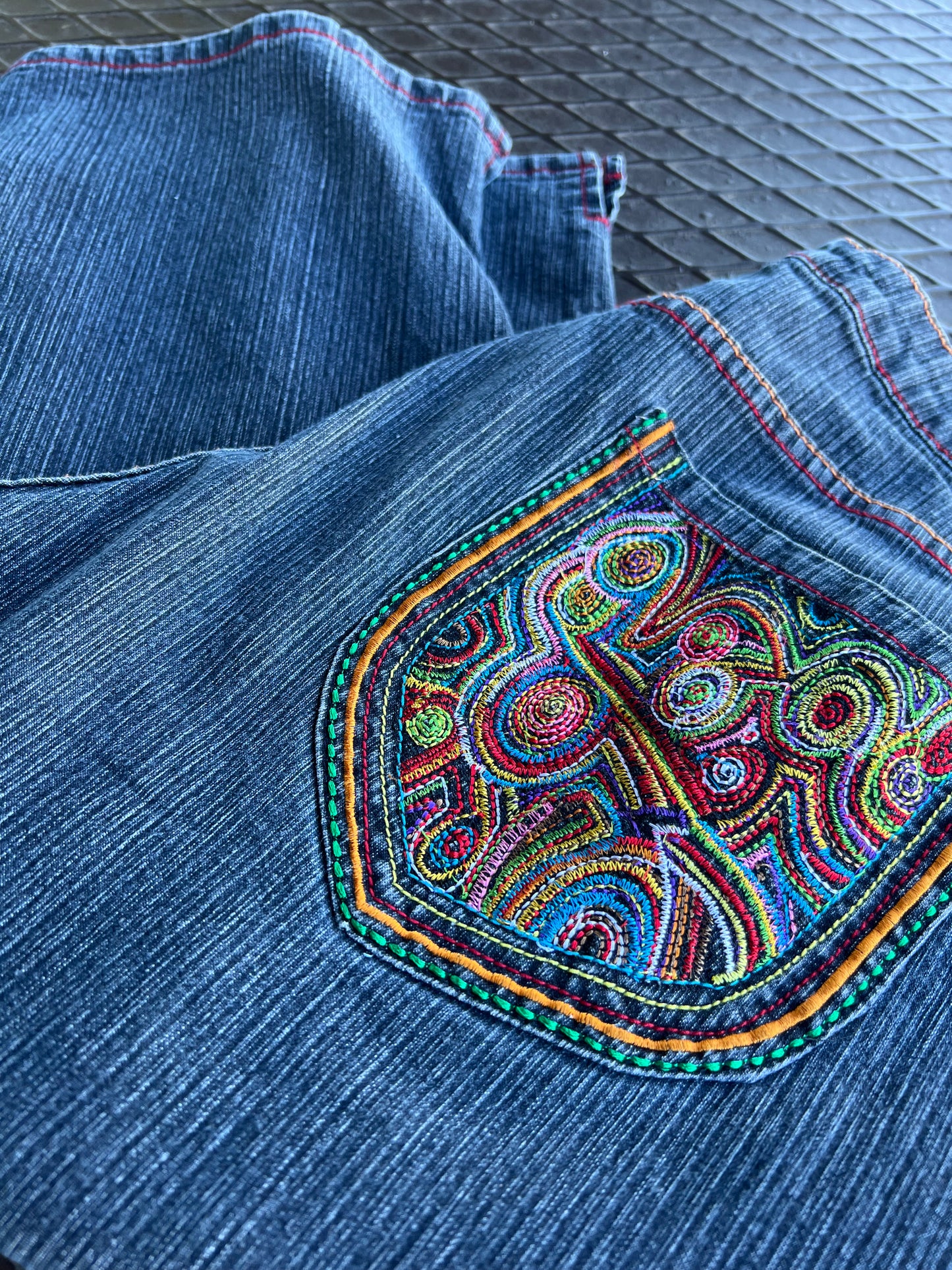40 - Brighton Blues Rainbow Embroidered Shorts