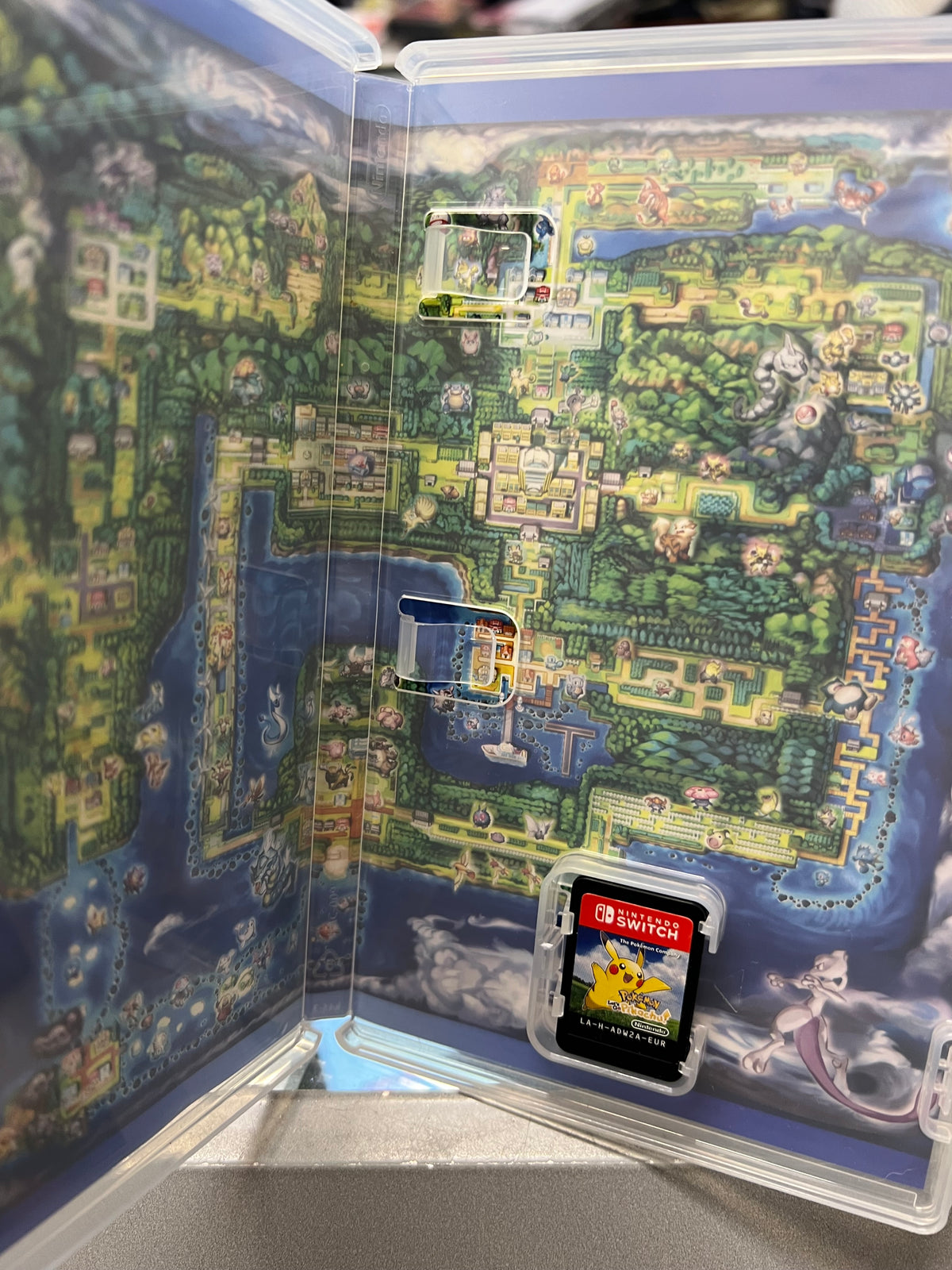 [SWITCH] Pokemon Let's Go Pikachu