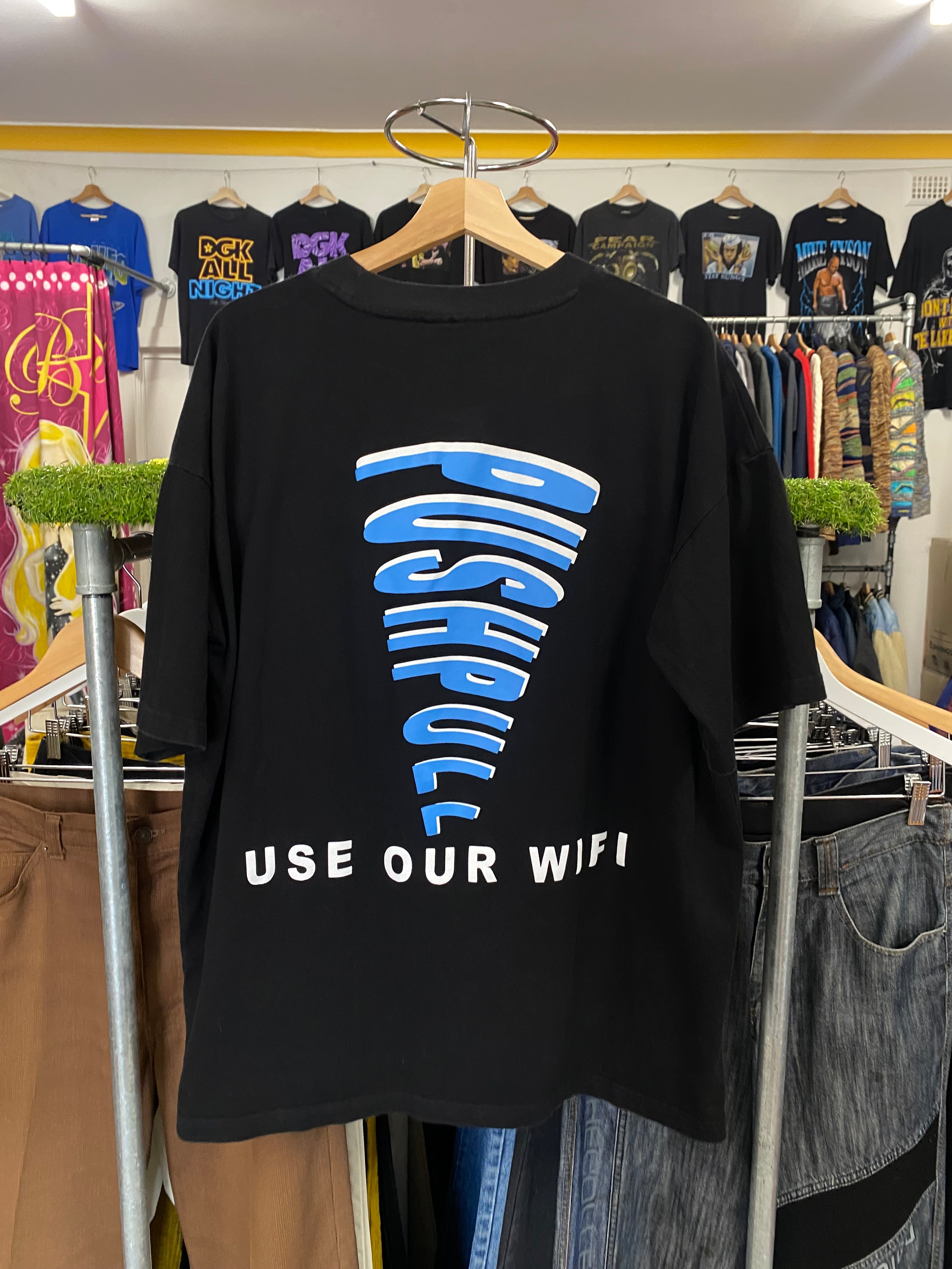 [XL] PUSH PULL 'Use Our Wifi' Double Sided Tshirt