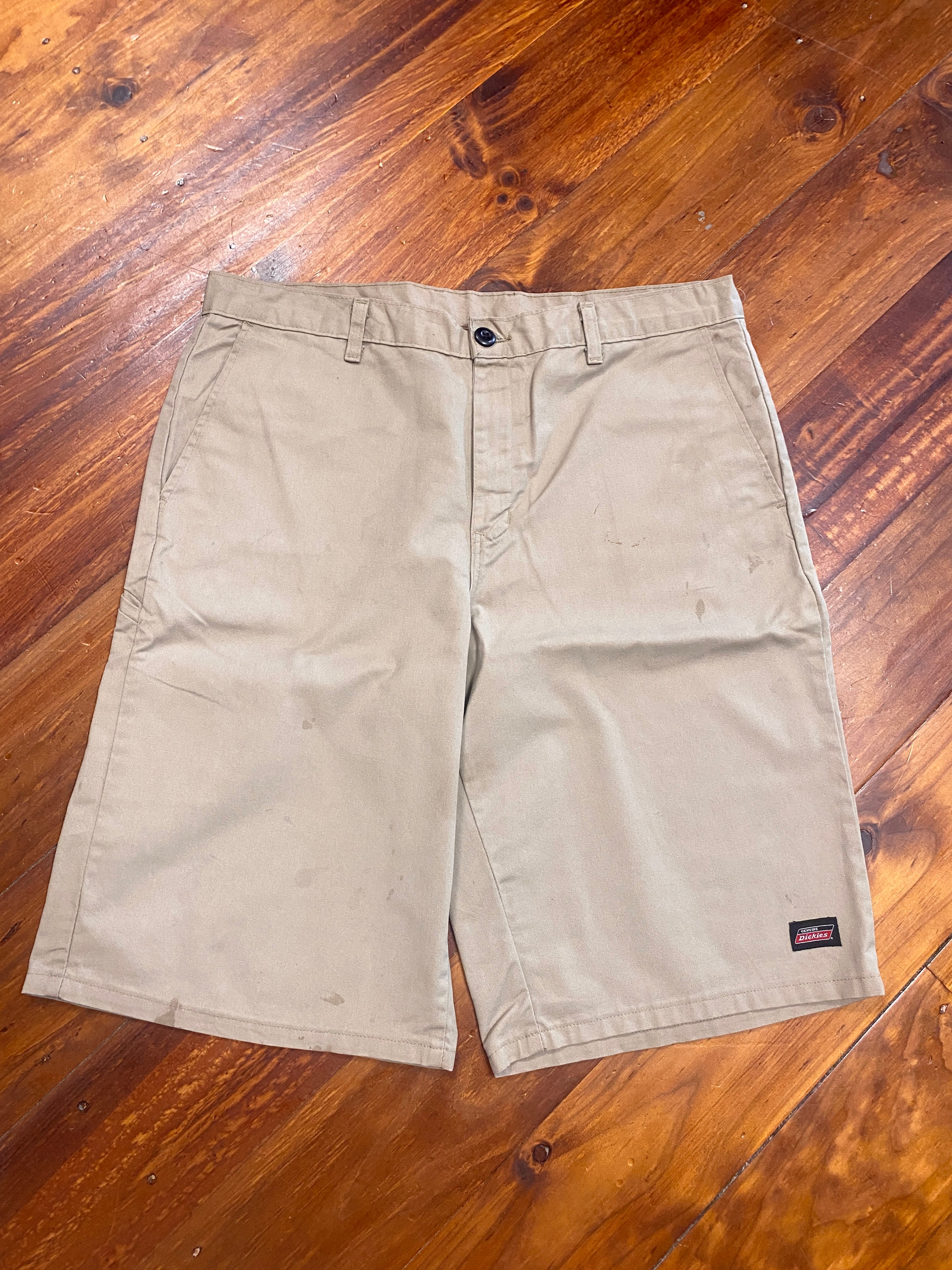 36 - Dickies Beige Work Shorts