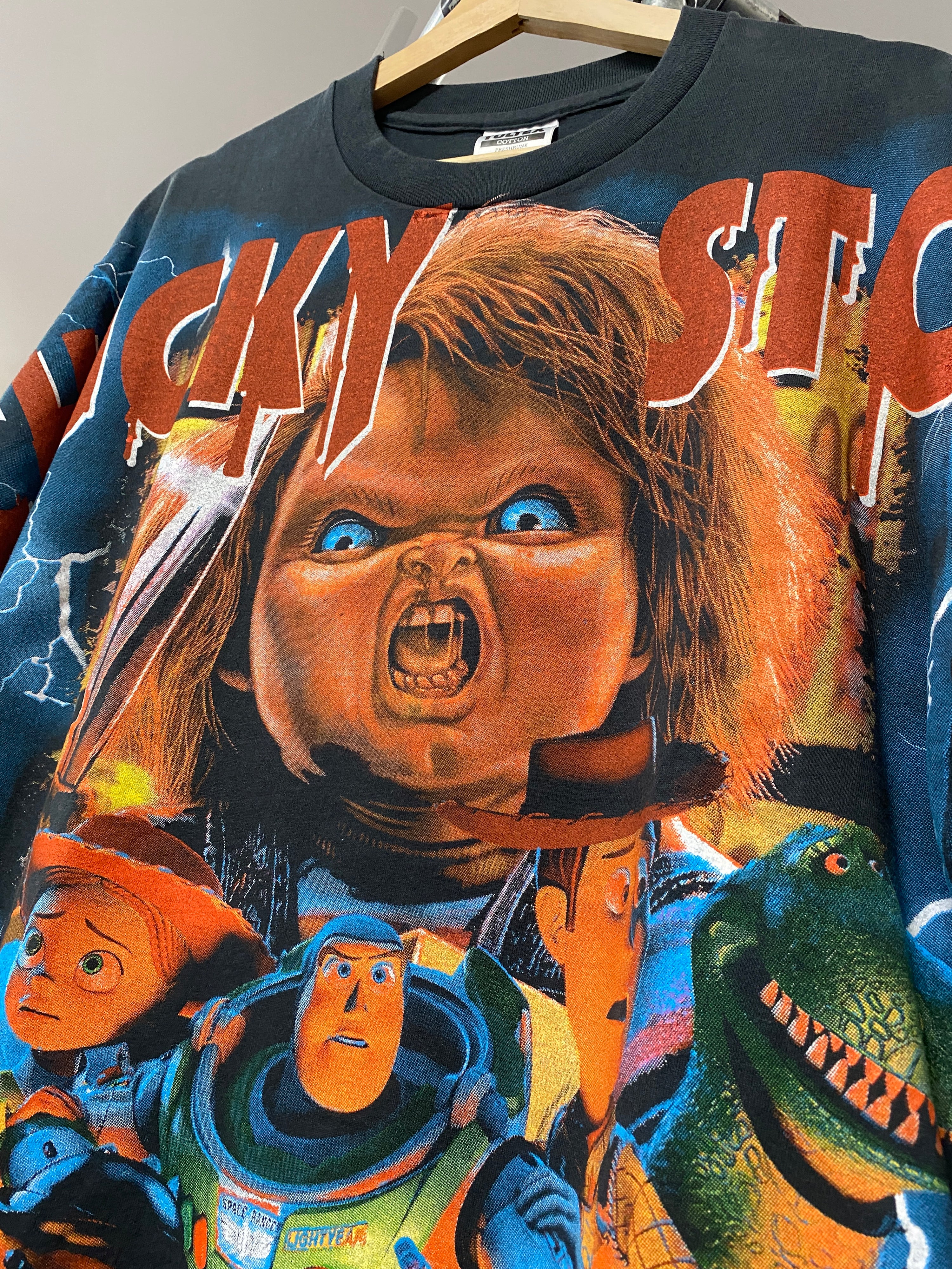 L - TB Chucky Story Double Sided