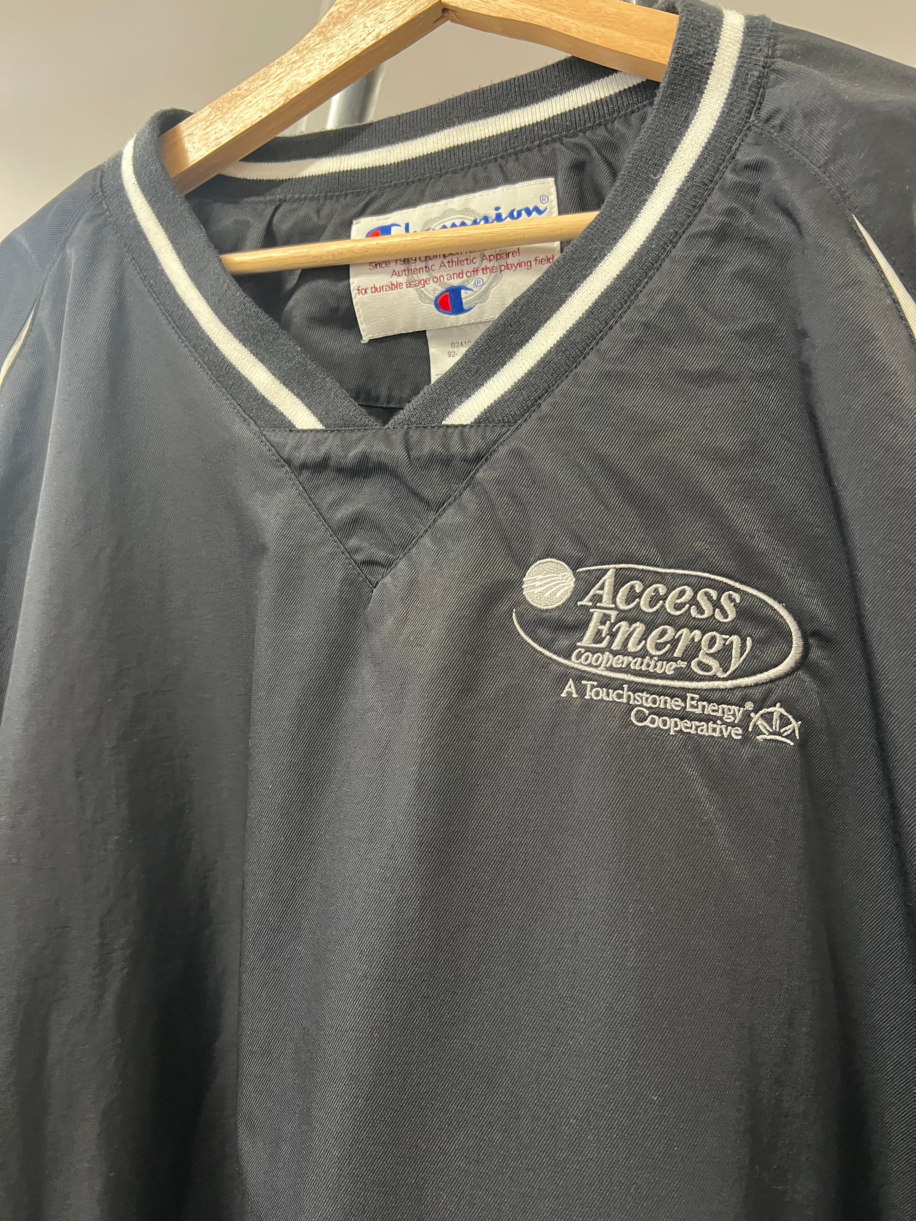 2XL - Champion 'Access Energy' Black V Neck Pullover