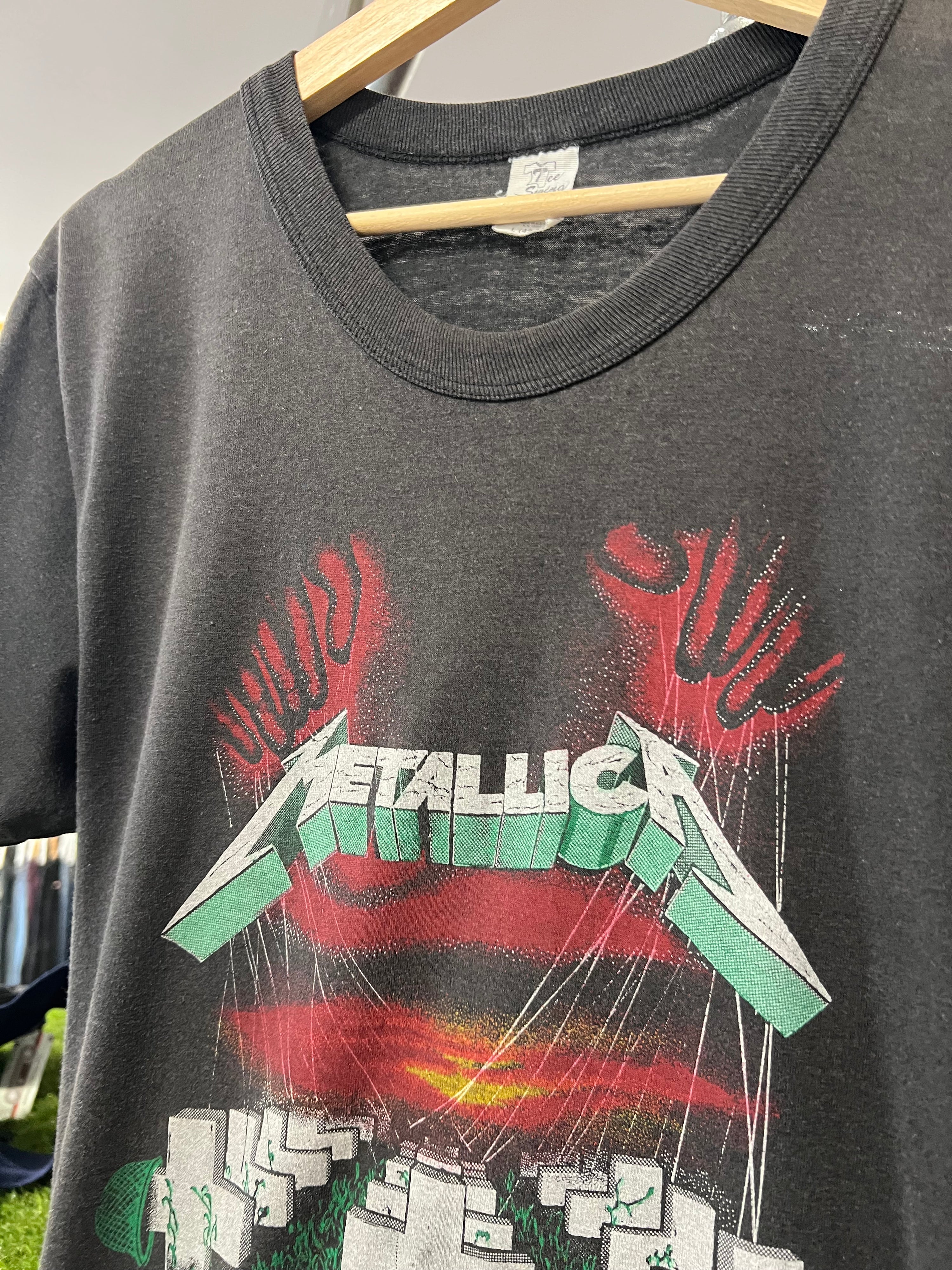 [M] Vintage Metallica Master Of Puppets Brain Surgery DS