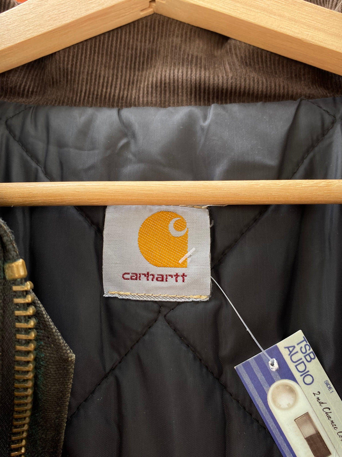 [L] Carhartt Black Chore Jacket Quilt Lined 28571