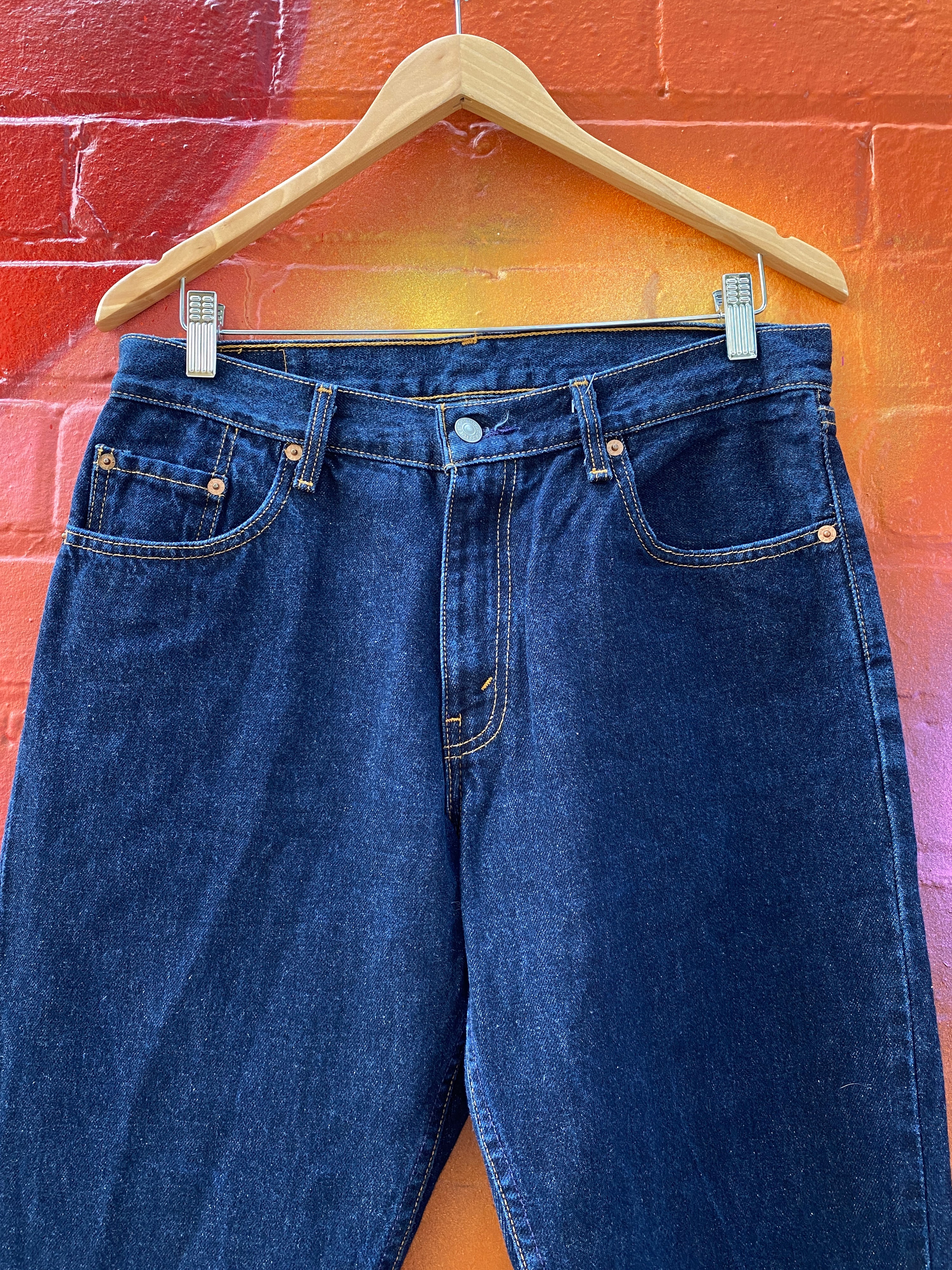 32 - Levi's Jeans 002