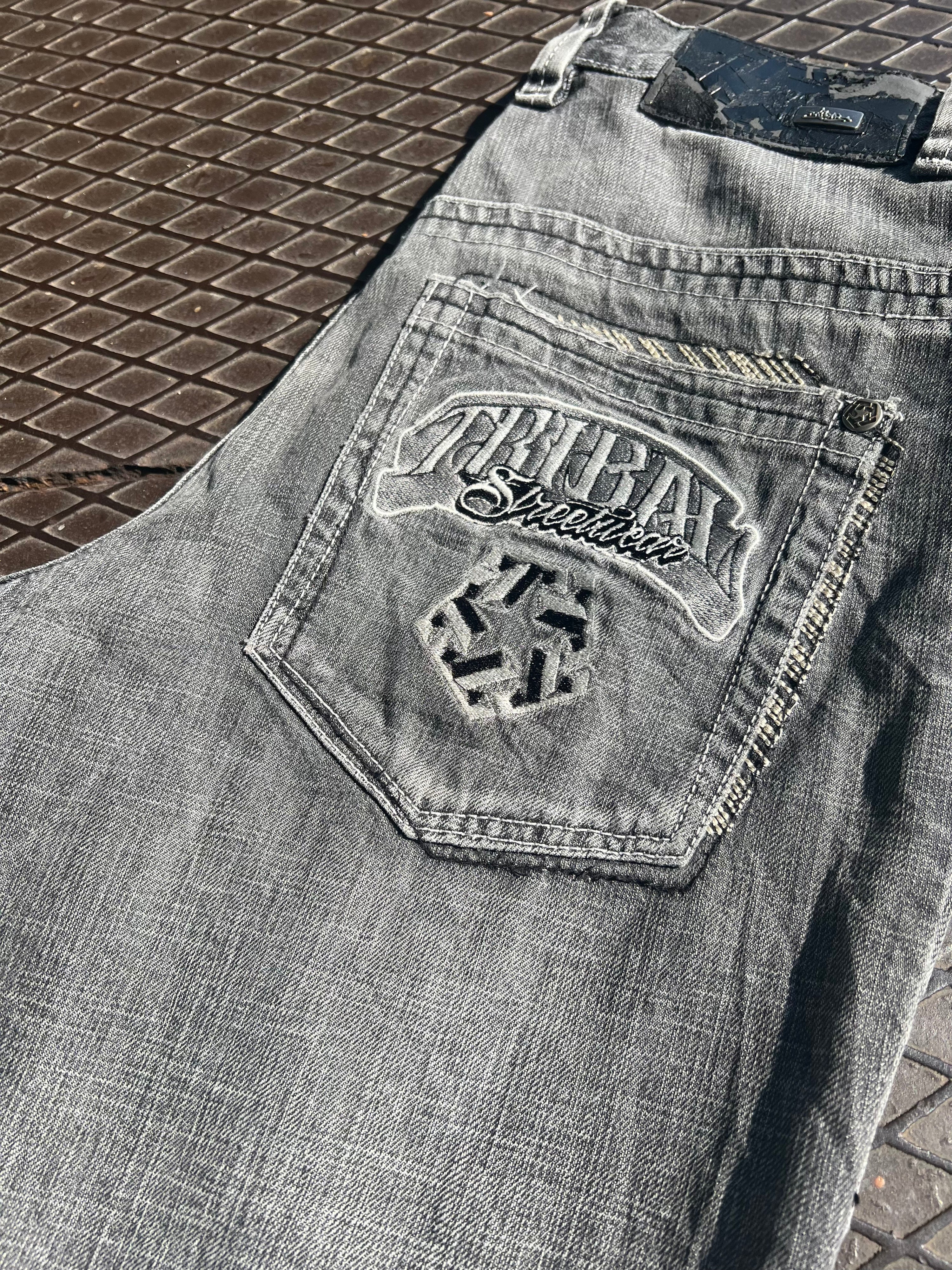 30 - Tribal Streetwear Grey Denim Shorts Logo Patch