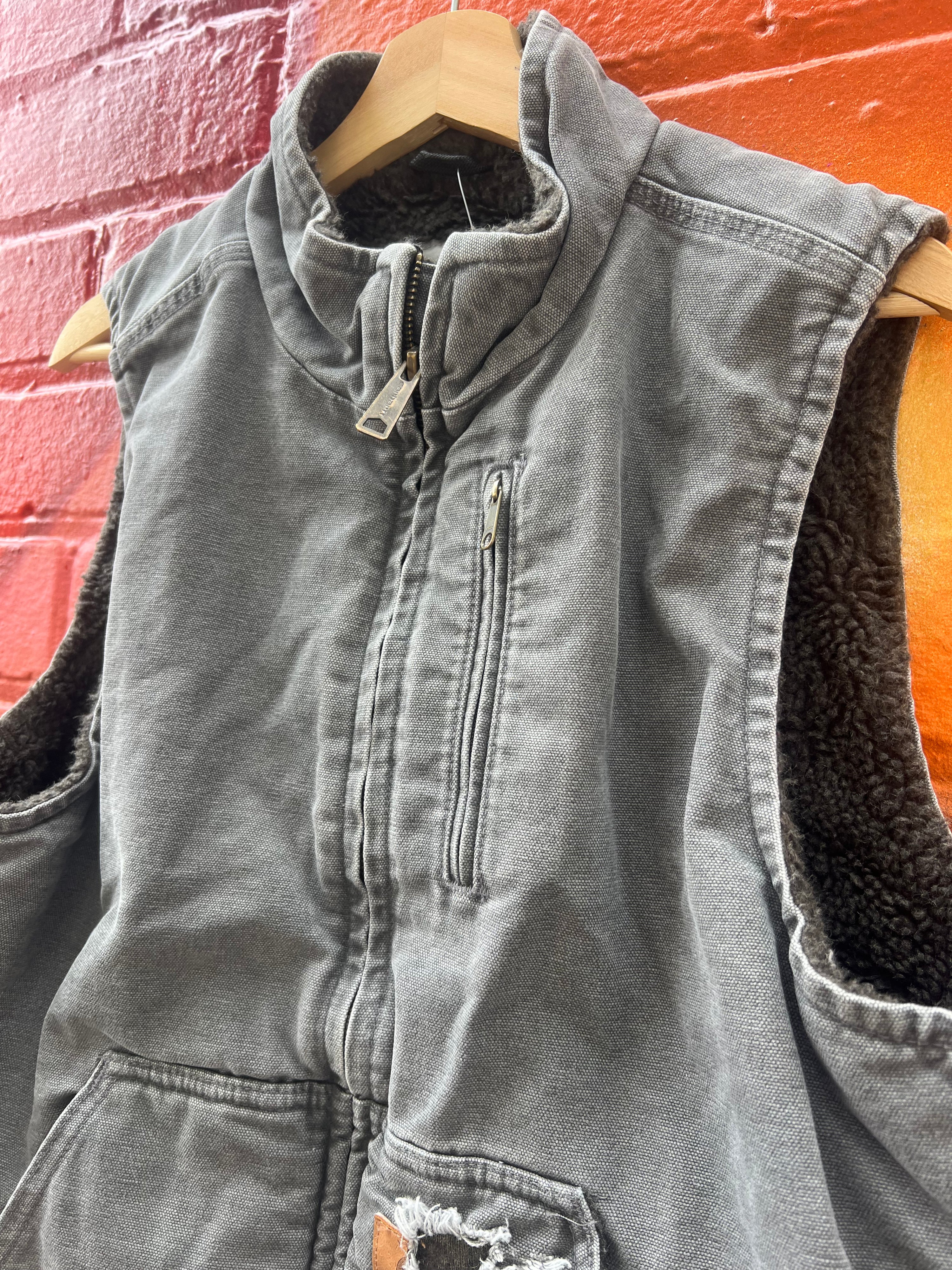 [M] Carhartt Grey Sherpa Lined Vest
