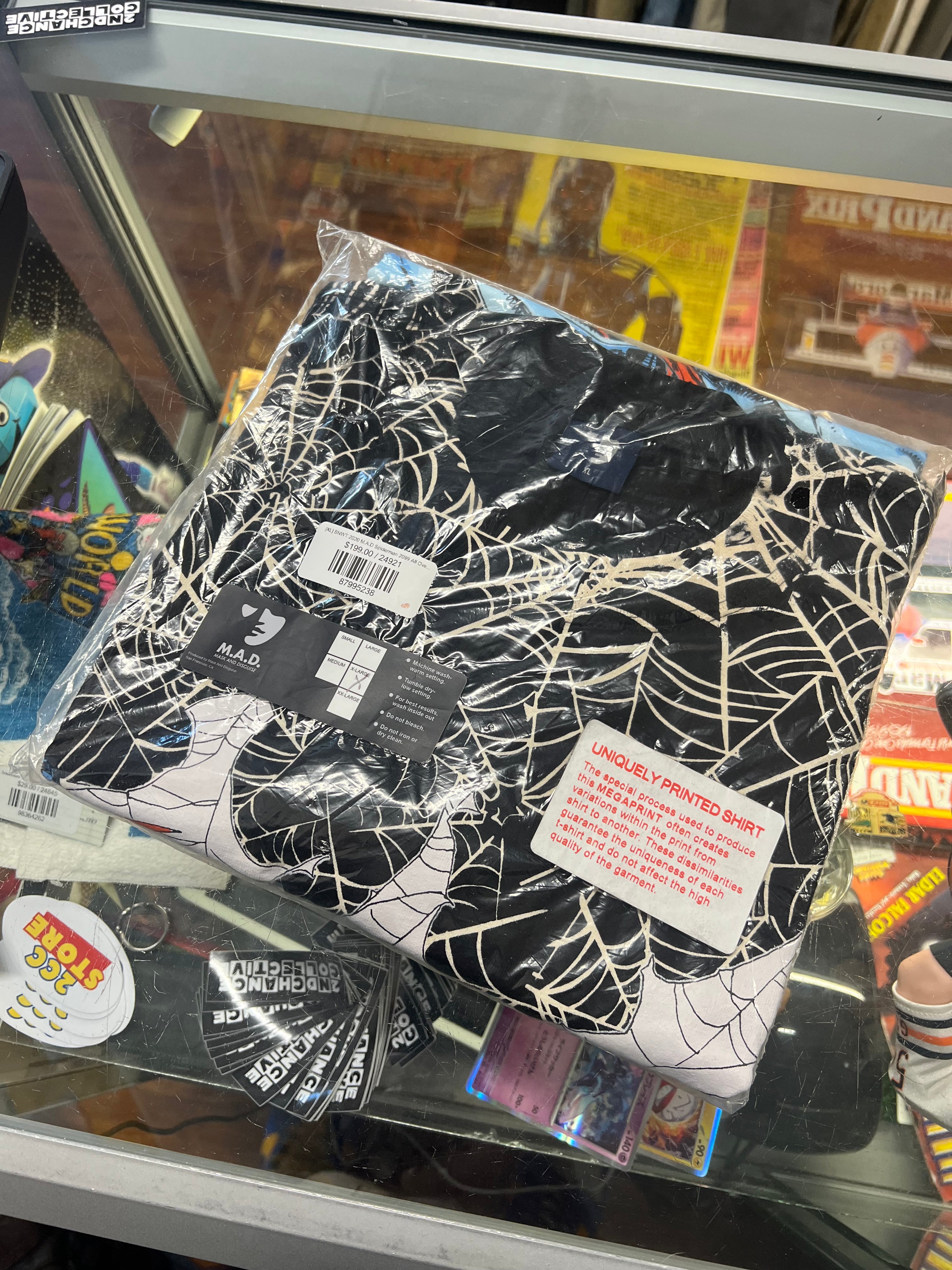 [XL] BNWT 2020 M.A.D Spiderman 2099 All Over Print