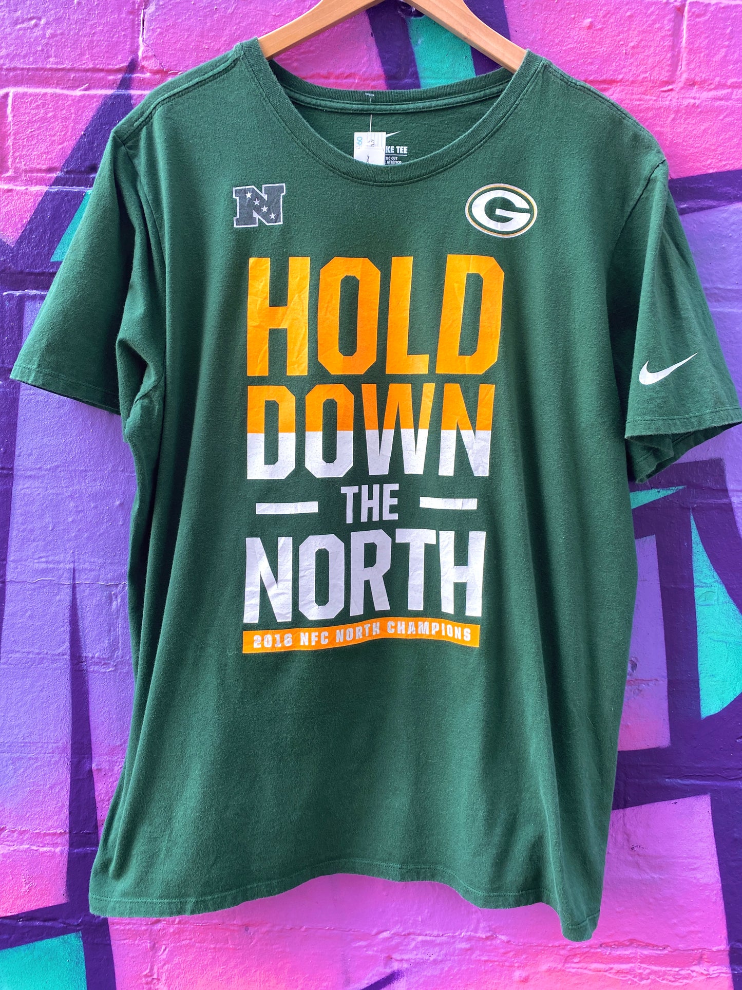 XL - 2016 Green Bay Hold Down The North Tee