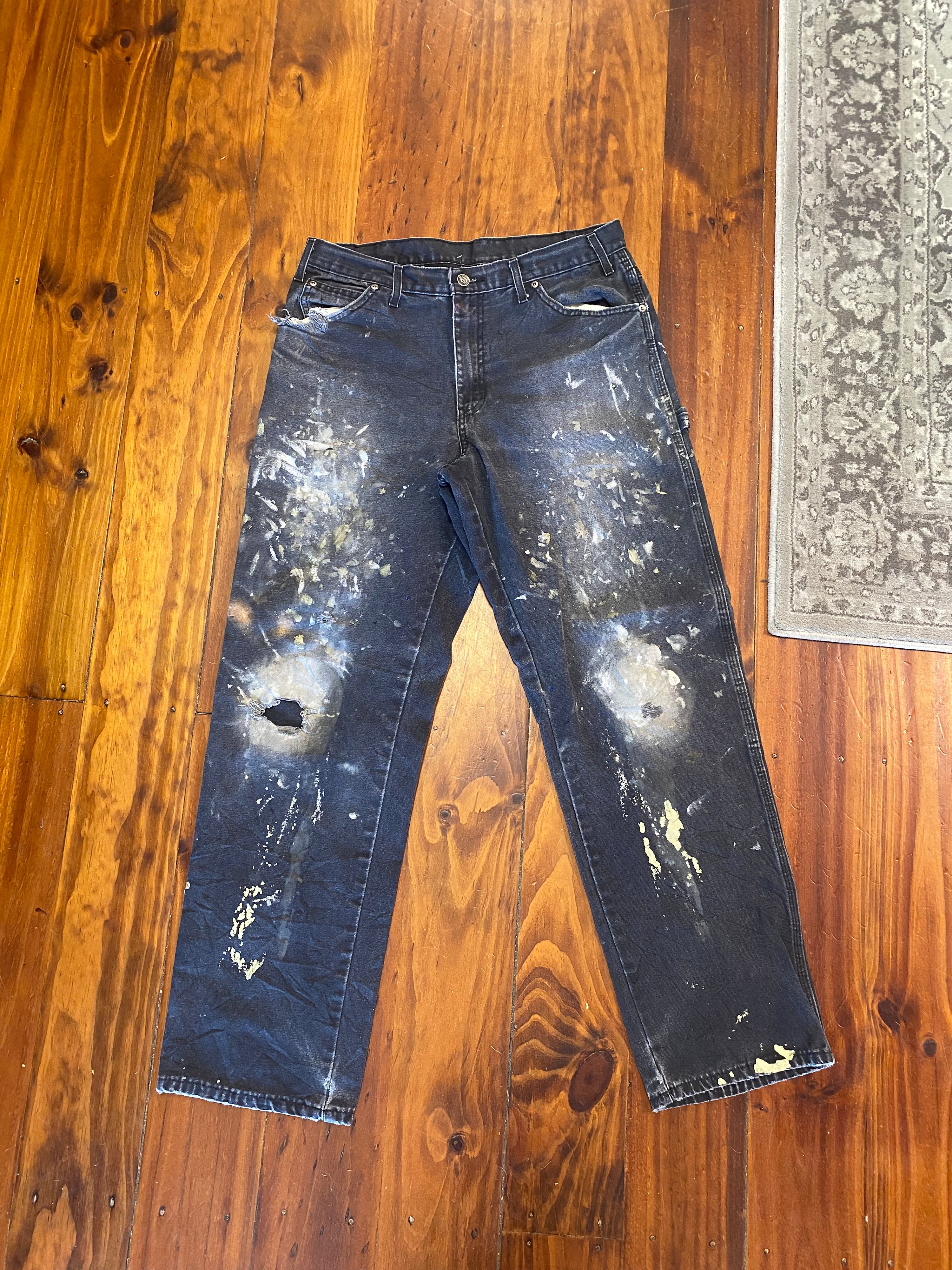 [33] Dickies Black Heavily Paint Marked Carpenter Pant 33x32