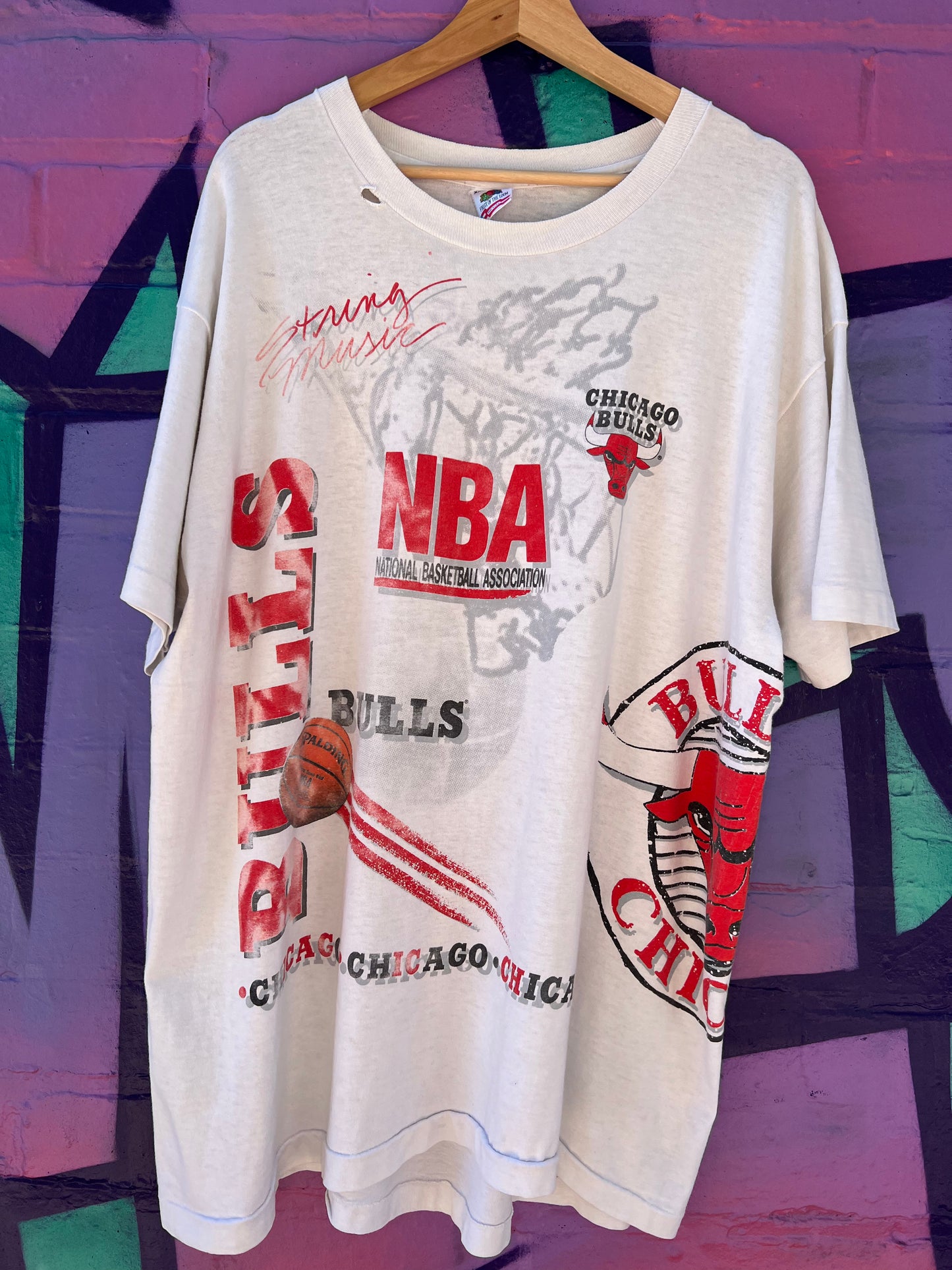 2XL - Early 90s Chicago Bulls DS Salem Tee