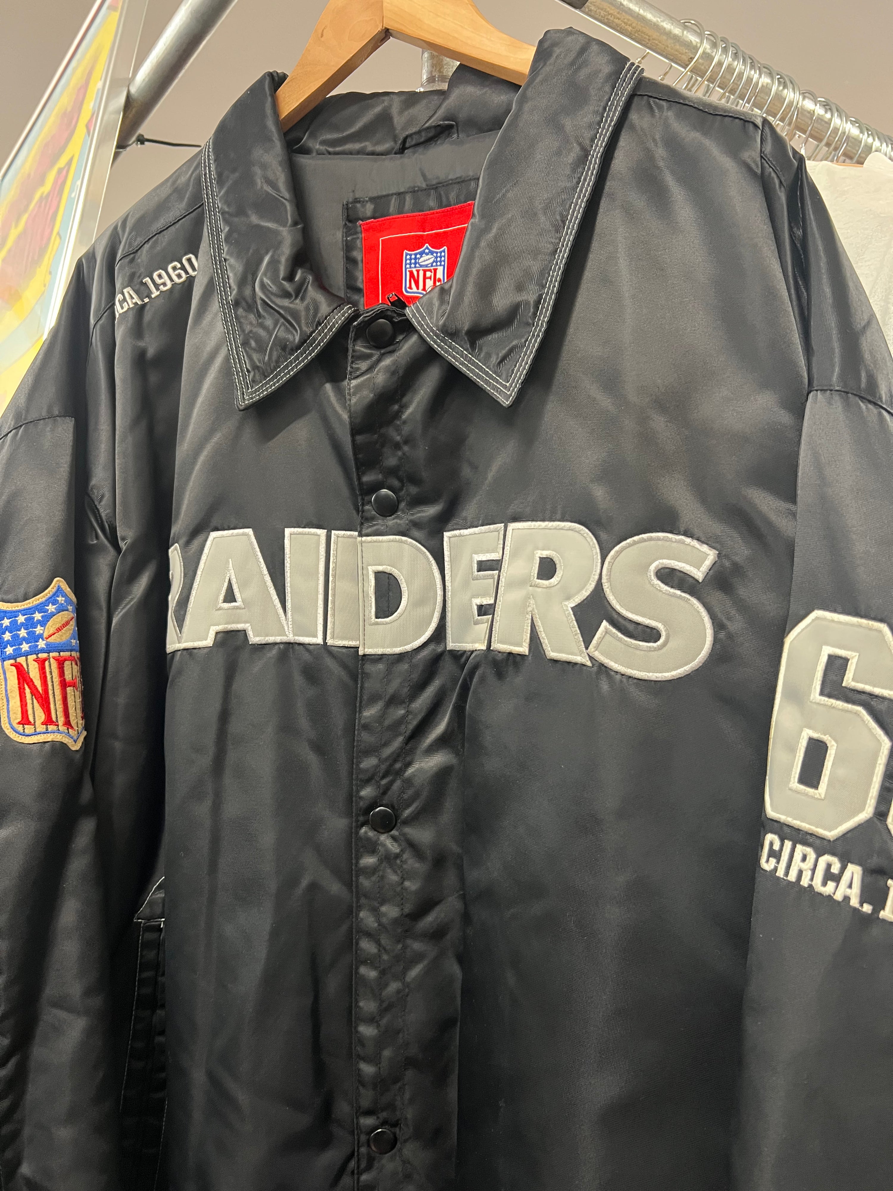 2XL  NFL Raiders Embroidered Collared Zip Up Jacket