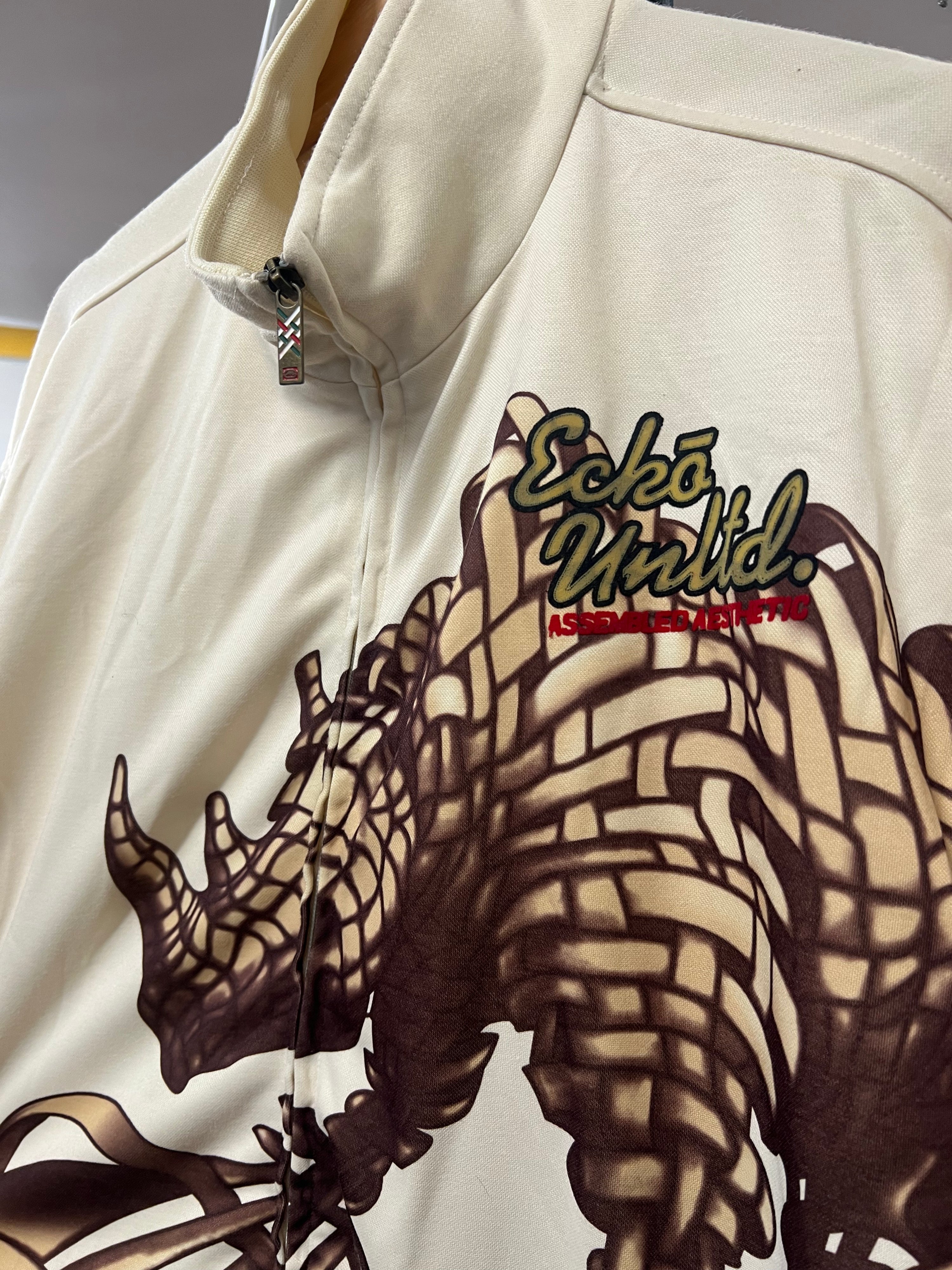 XL - 2000s Ecko UNLTD Unravelling Rhino Beige AOP Zip Up