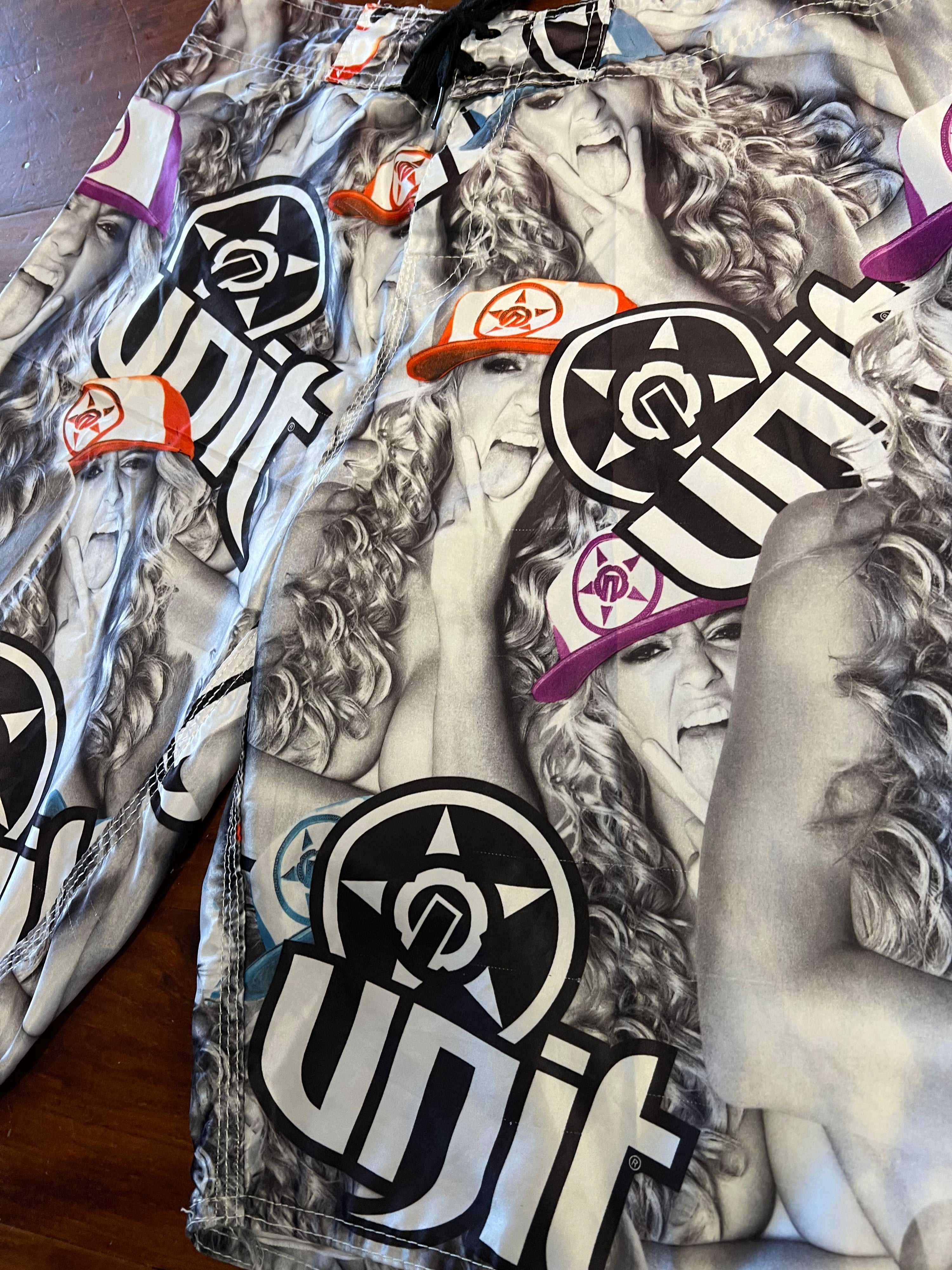 34 - UNIT Boardshorts: Girls All Over Print