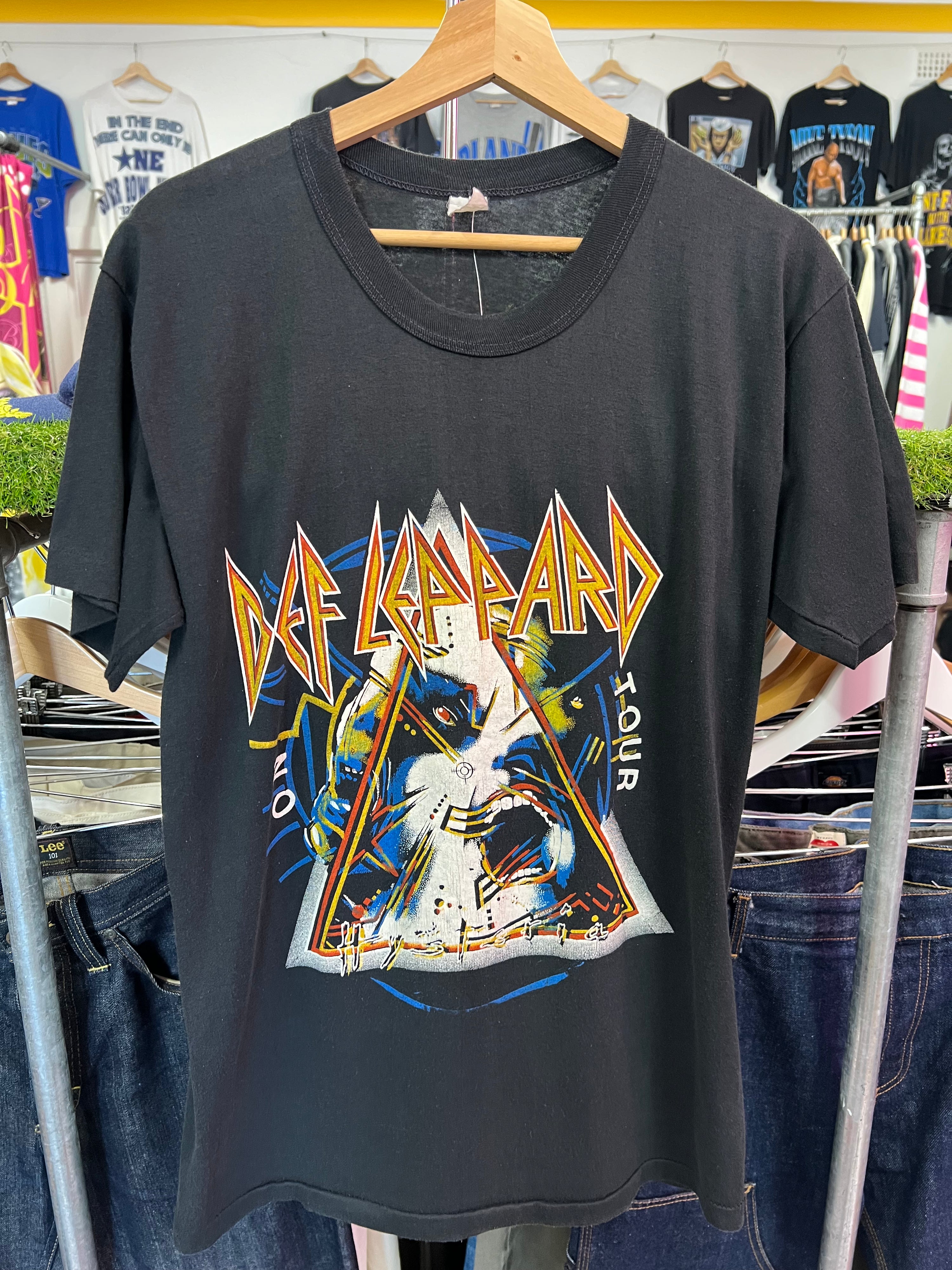[L] Def Leppard Hysteria Tour Double Sided Tshirt