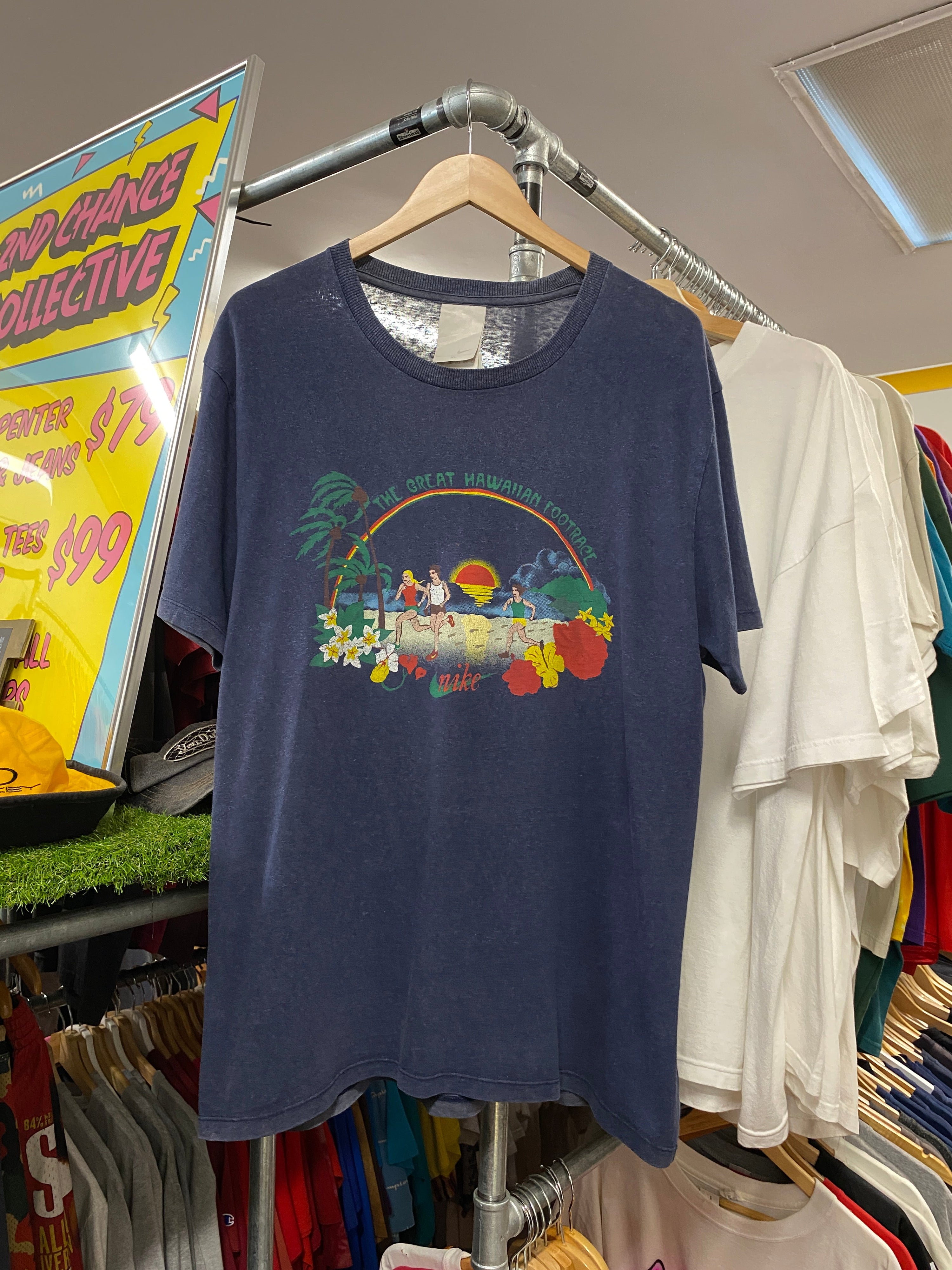 XL - 2000s Nike The Great Hawaiian Footrace Tee