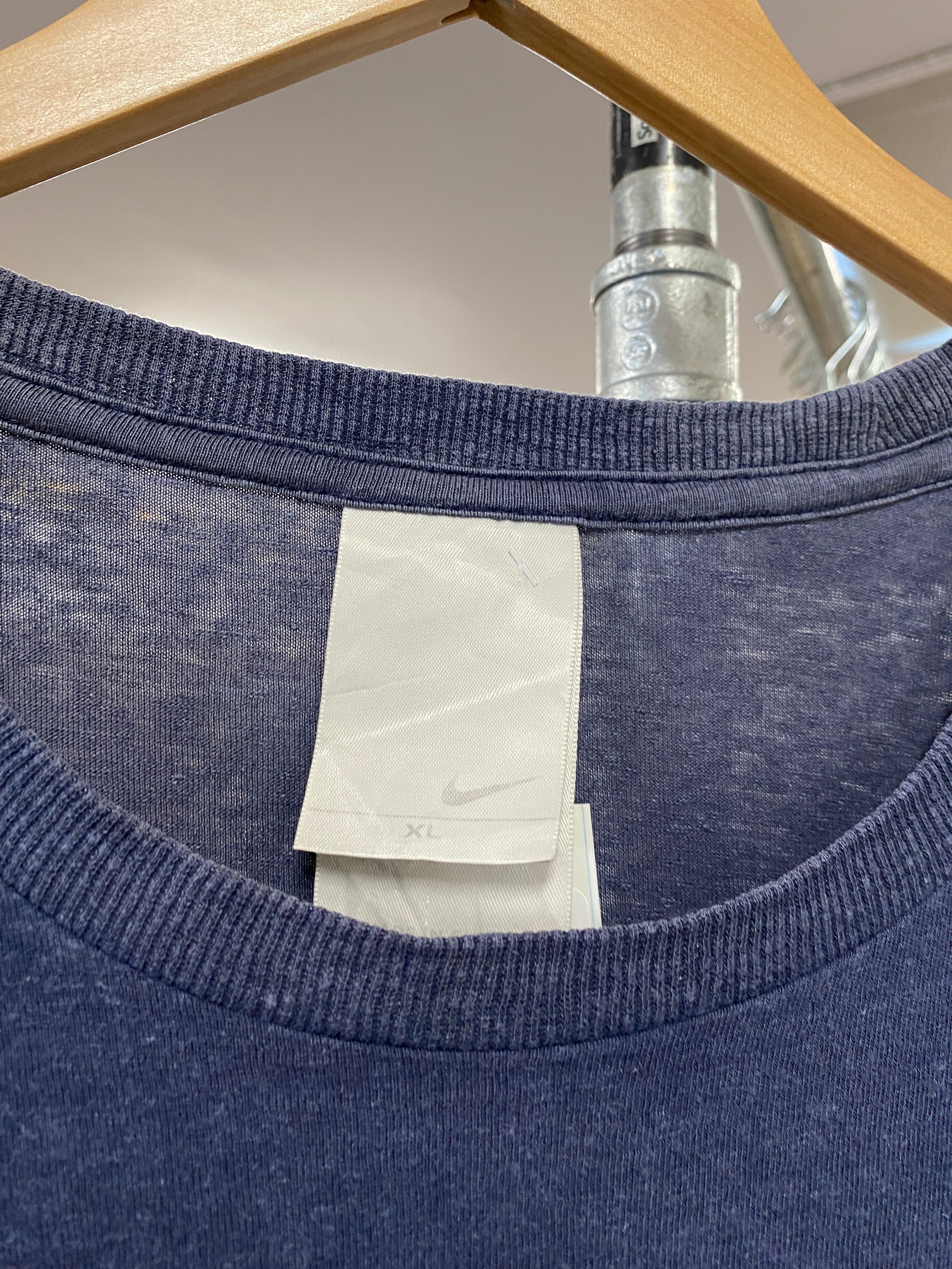 XL - 2000s Nike The Great Hawaiian Footrace Tee