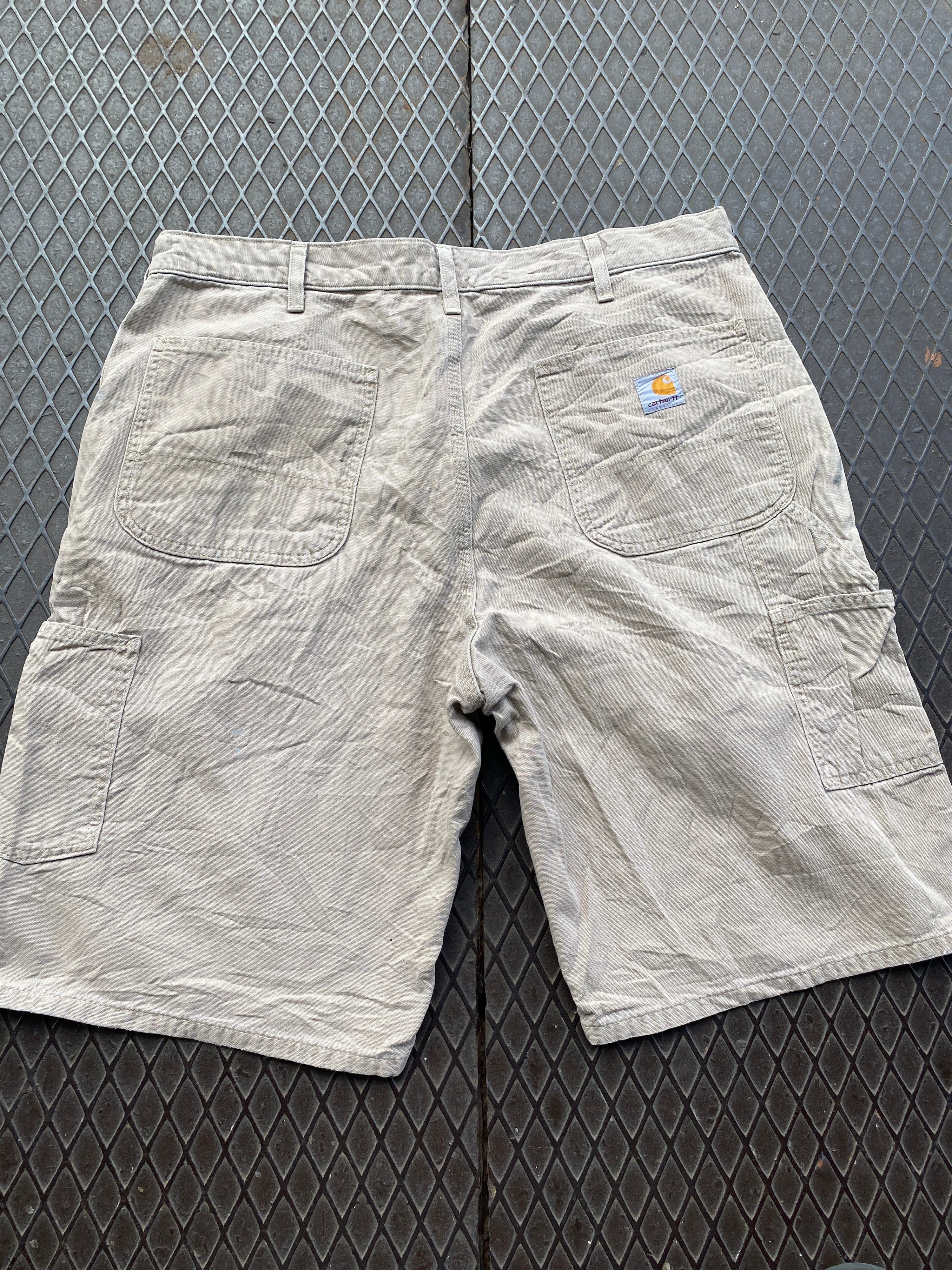 36 - Carhartt Thrashed Tan Carpenter Shorts S254