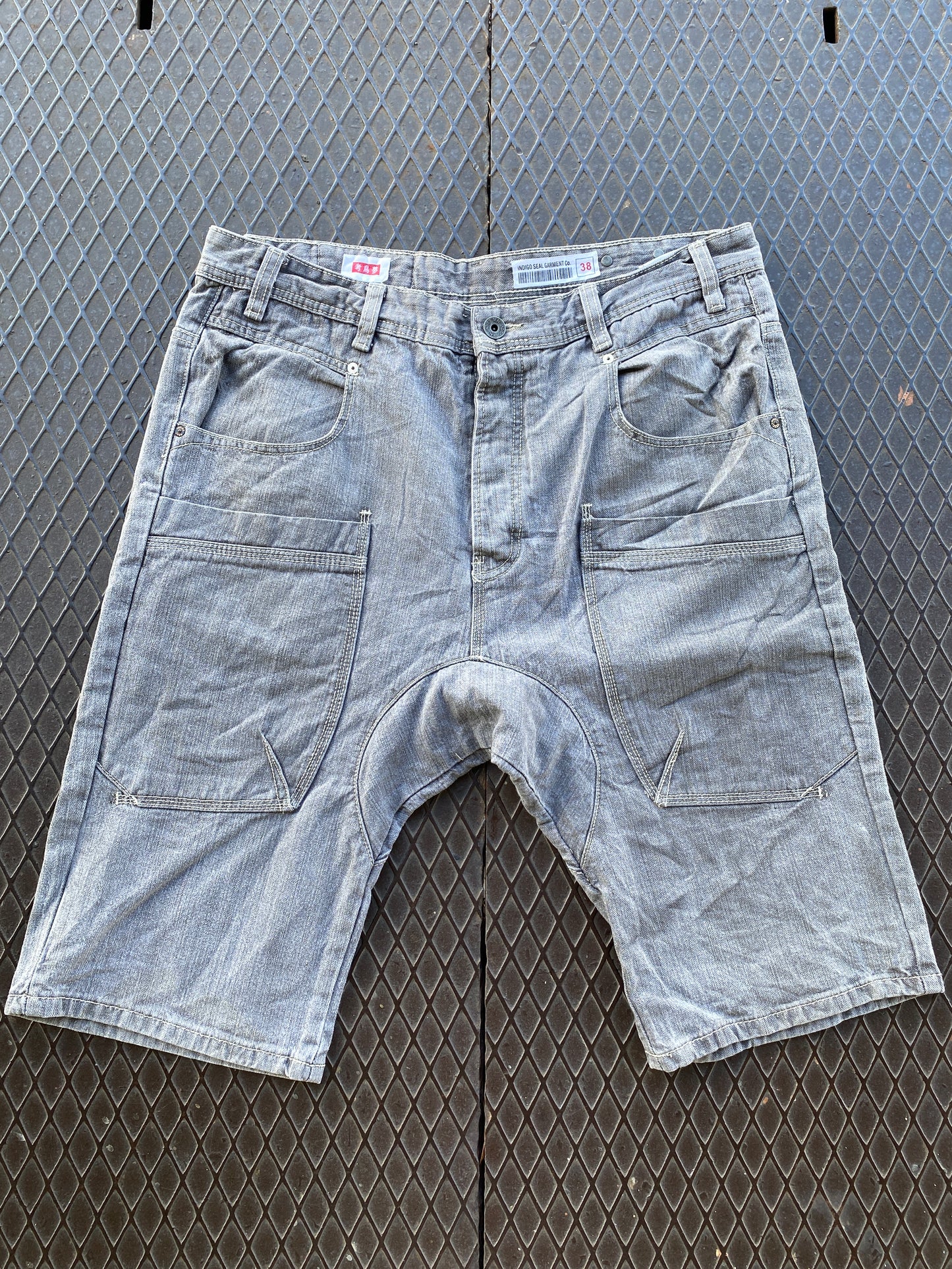38 - Indigo Seal Grey Wash Denim Carpenter Shorts