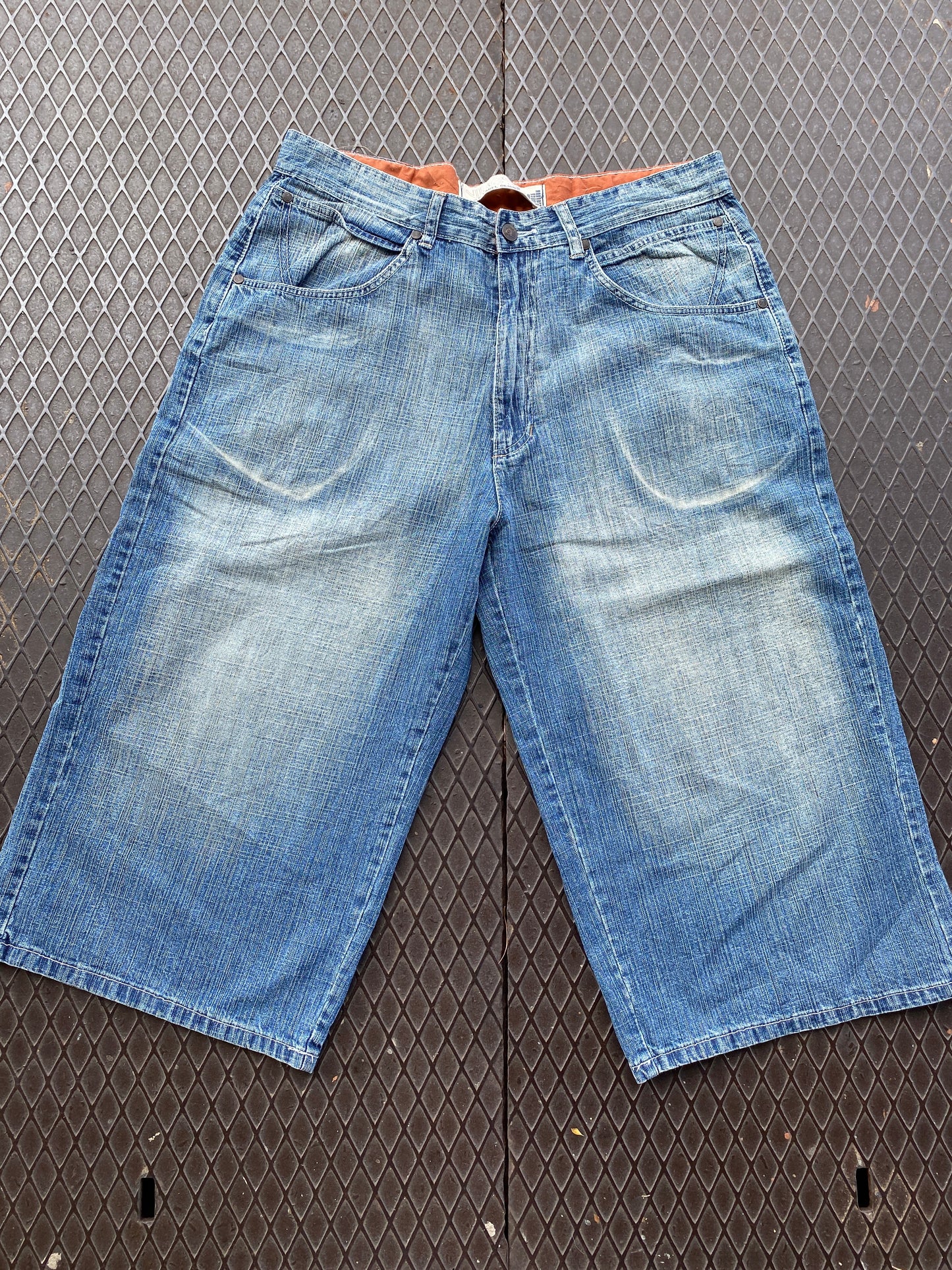 38 - Vibes GL Denim Embroidered Pockets Shorts