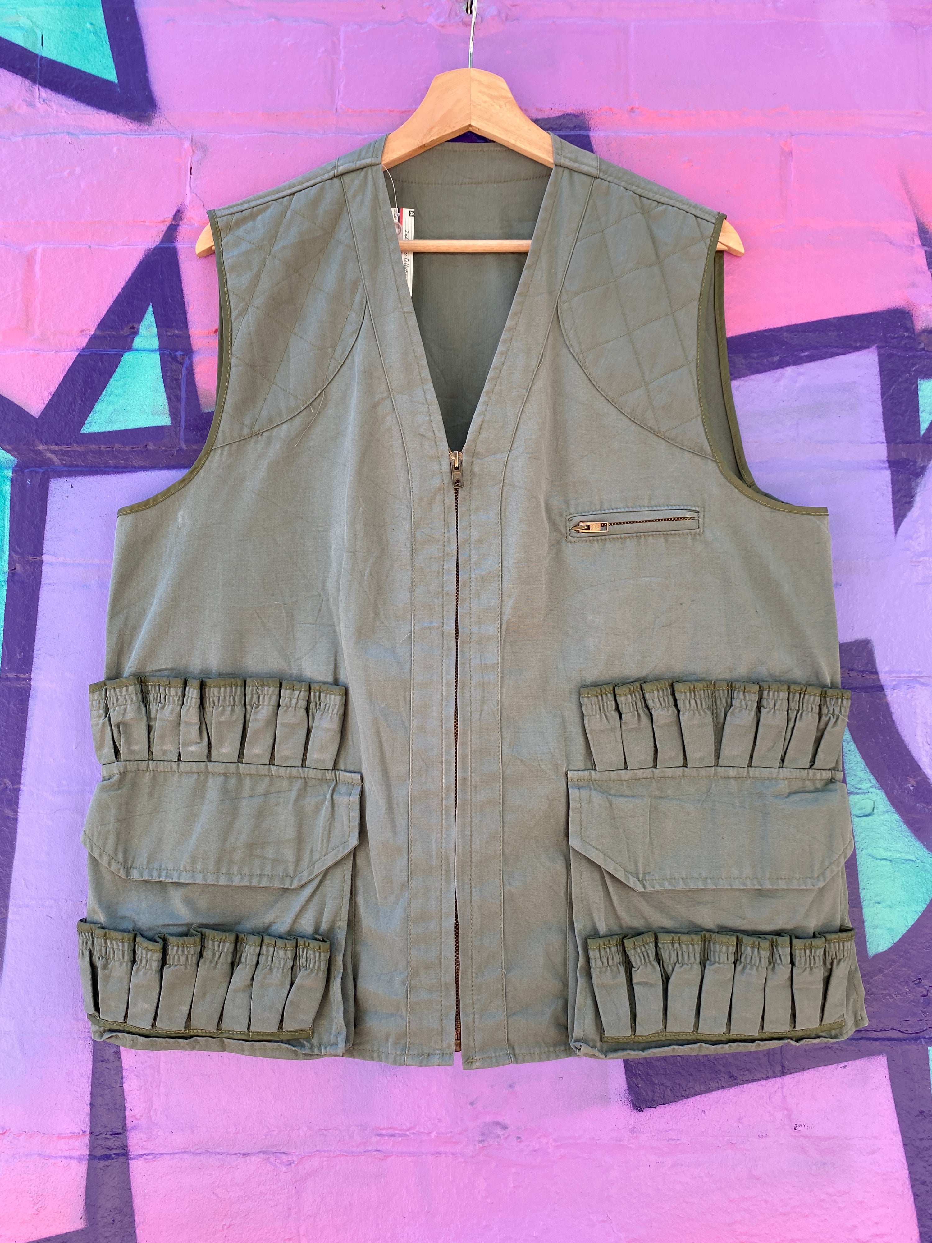 L - Green Quilted Shoulders Hunting Vest