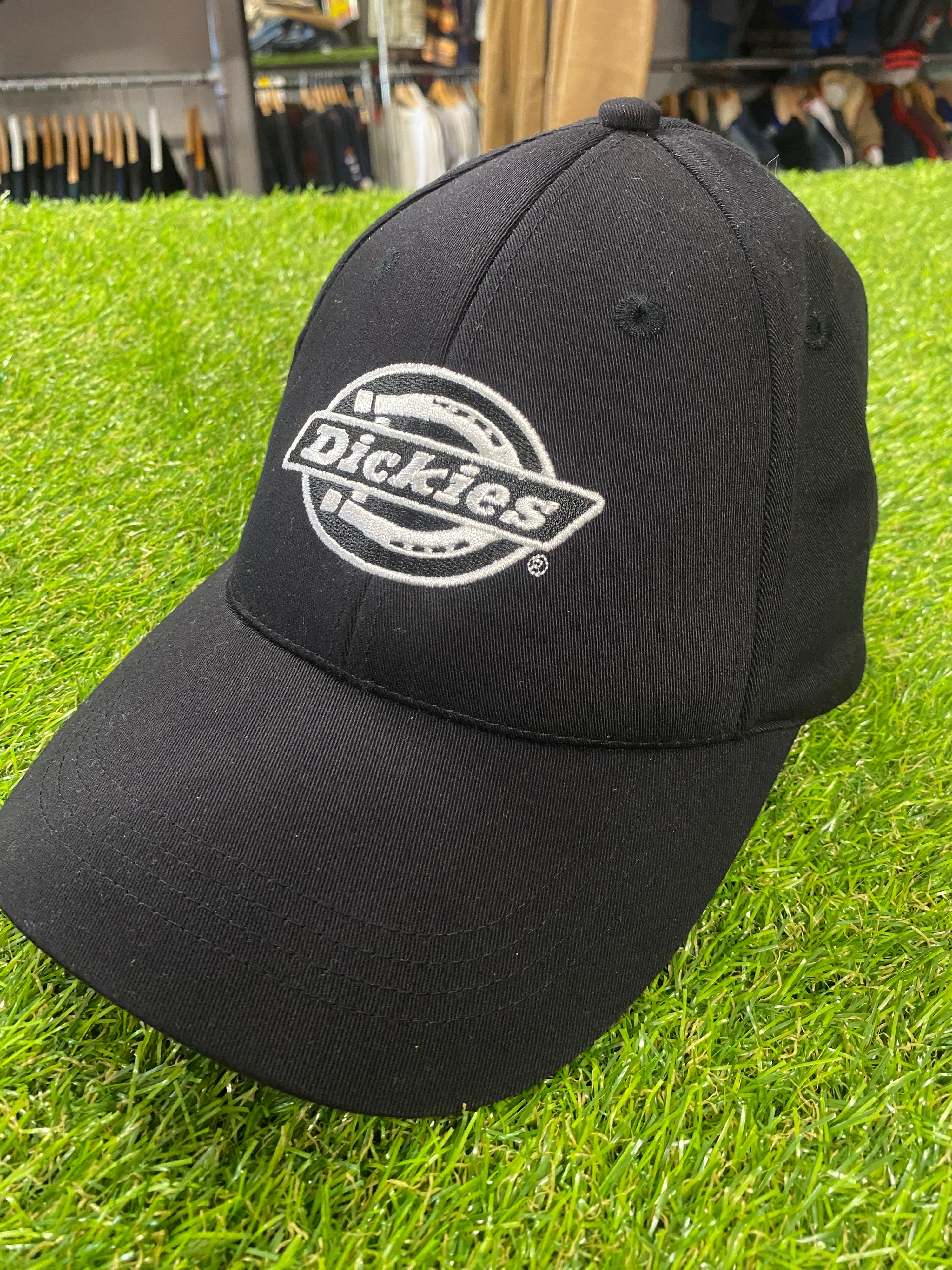 Dickies Black Fitted Cap - As New