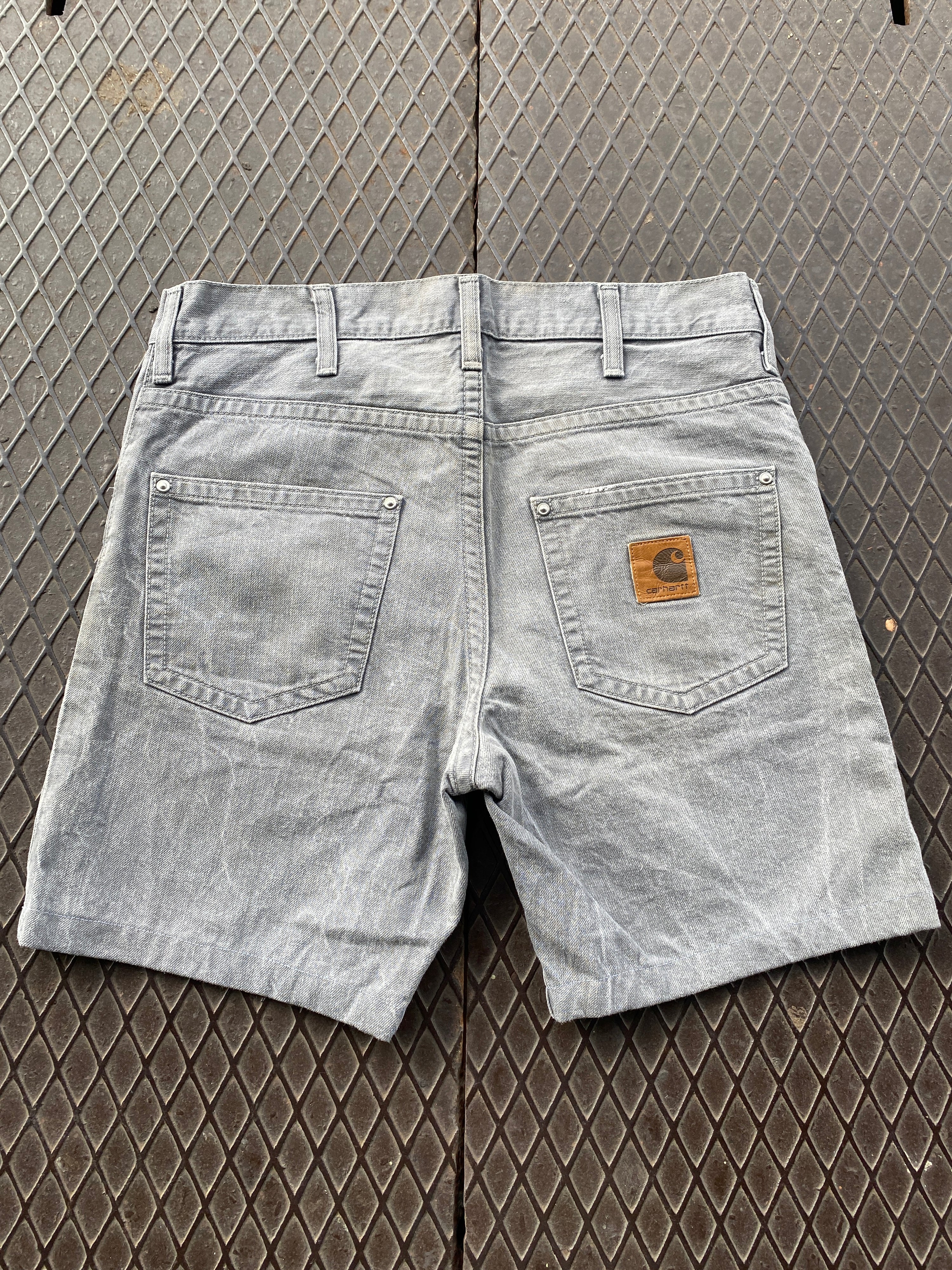 29 - Carhartt Grey Shorts S253UP