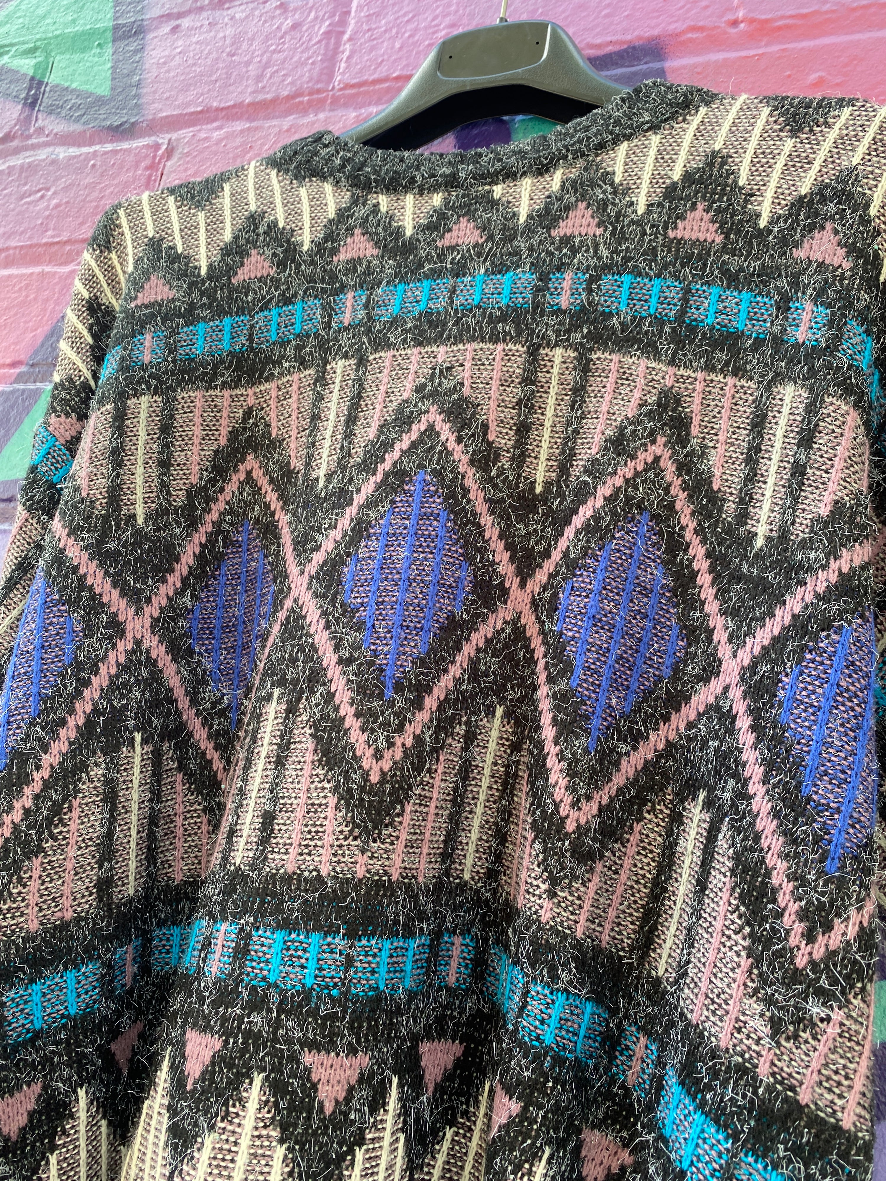 L - Santana Vintage Knit Sweater Purple/Black